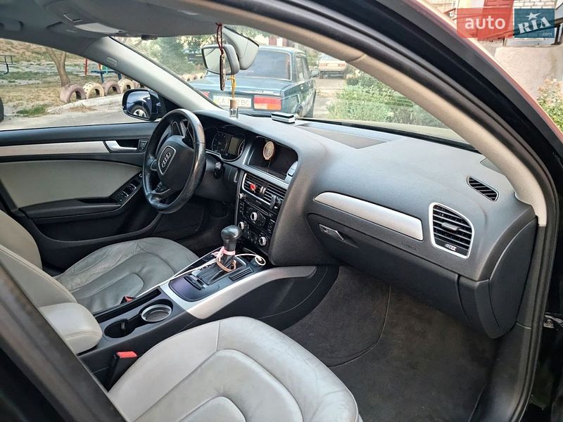 Седан Audi A4 2014 в Киеве