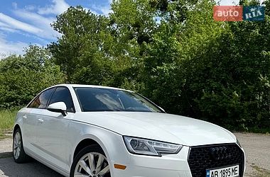 Седан Audi A4 2017 в Хмельницькому