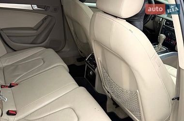 Седан Audi A4 2012 в Днепре