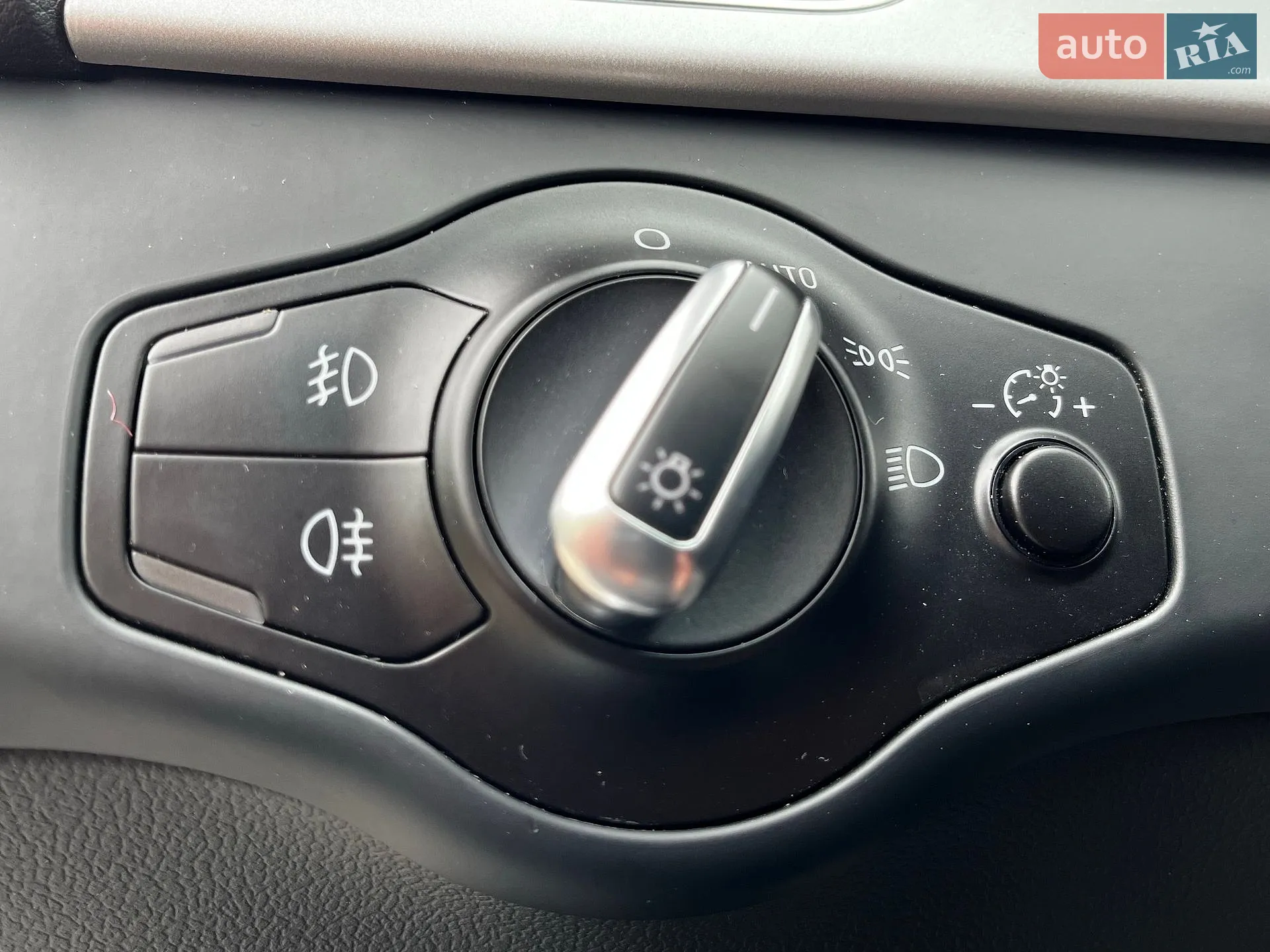2015 Audi A4 - мініатюра 41