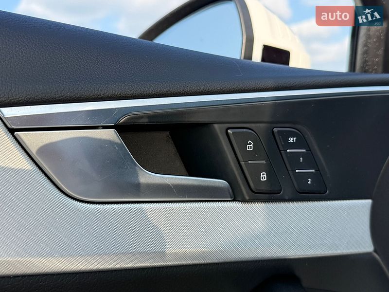 Седан Audi A4 2015 в Стрию фото 45 Седан Audi A4 2015 в Стрию