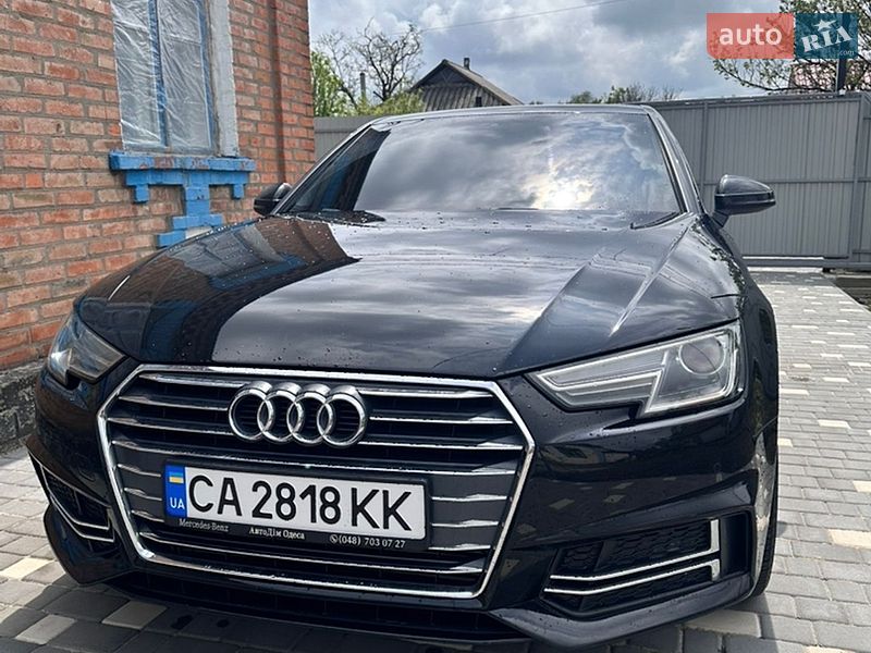 Седан Audi A4 2016 в Новоархангельске