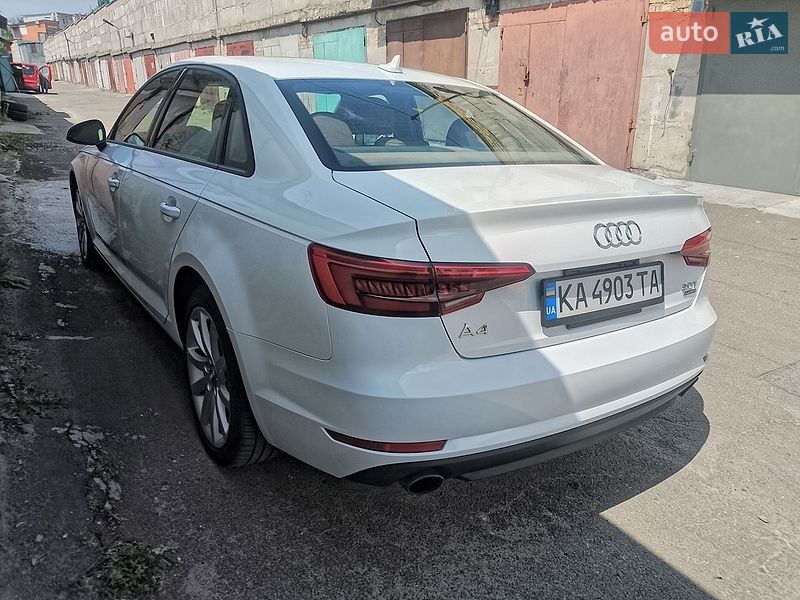 Седан Audi A4 2016 в Києві