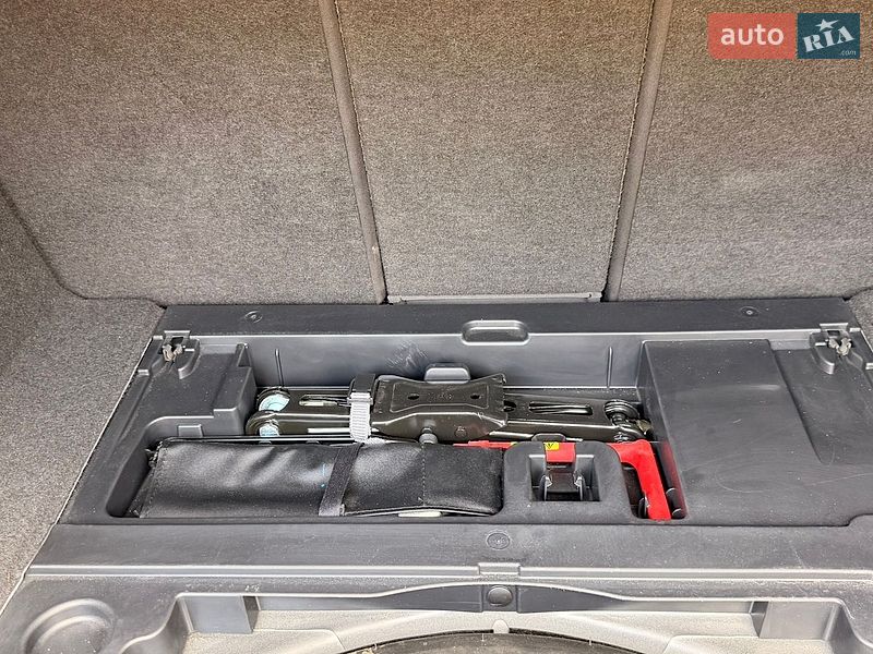 Седан Audi A4 2018 в Ивано-Франковске