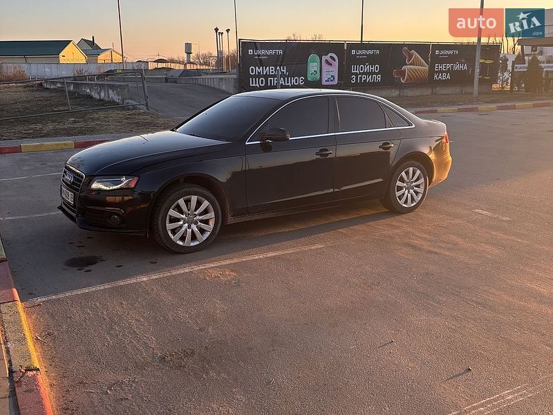 Седан Audi A4 2010 в Полтаве