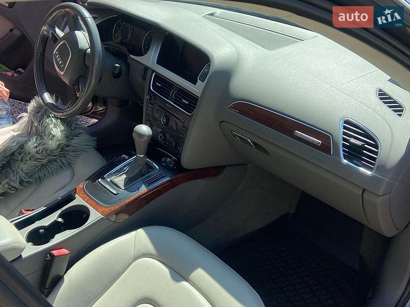 Универсал Audi A4 2011 в Киеве