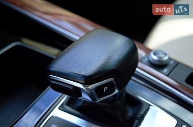 Седан Audi A4 2023 в Киеве