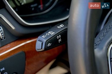 Седан Audi A4 2023 в Киеве