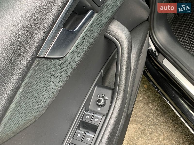 Седан Audi A4 2016 в Ірпені