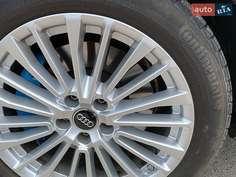 Седан Audi A4 2016 в Ірпені