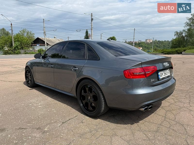 Седан Audi A4 2013 в Житомирі