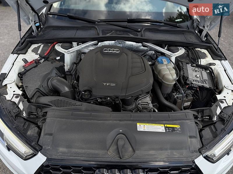 Седан Audi A4 2016 в Львове