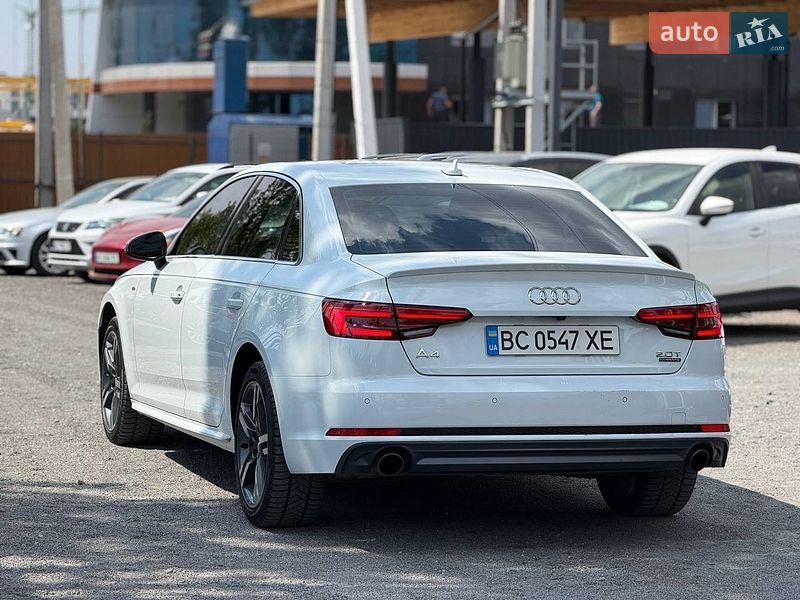 Седан Audi A4 2016 в Львове