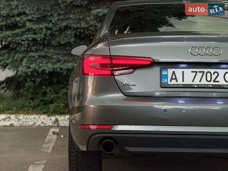 Седан Audi A4 2016 в Киеве