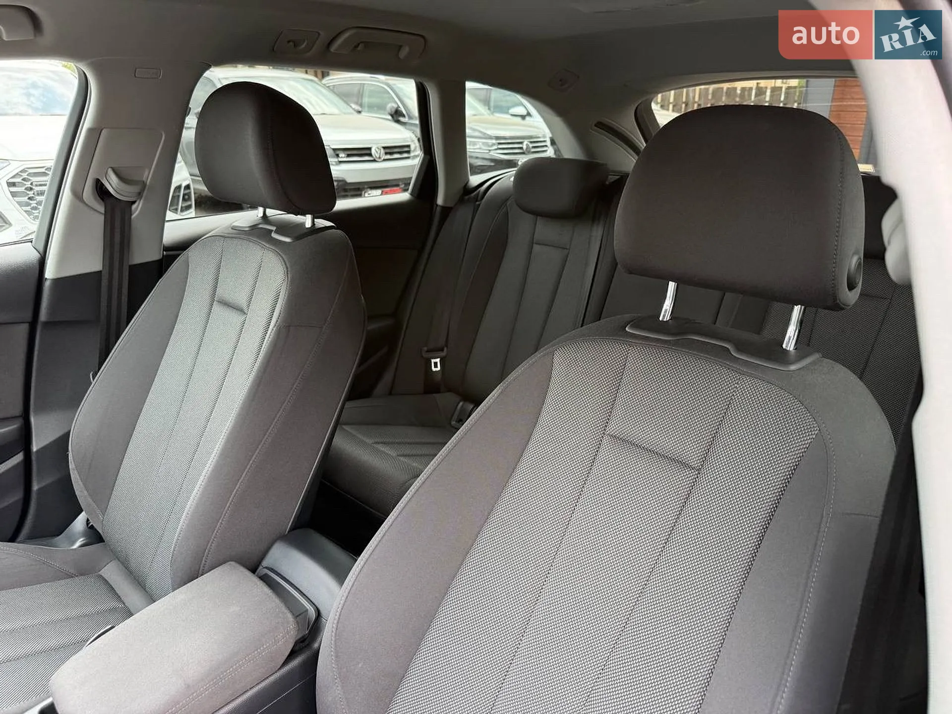 2016 Audi A4 - мініатюра 27
