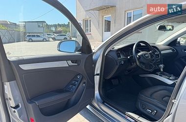 Седан Audi A4 2014 в Луцке
