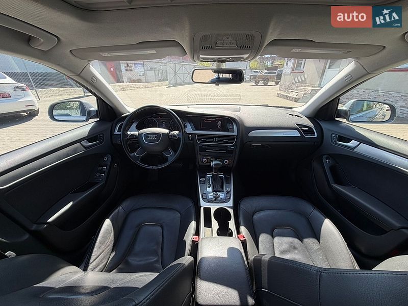 Седан Audi A4 2014 в Луцке