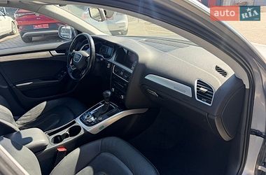 Седан Audi A4 2014 в Луцке