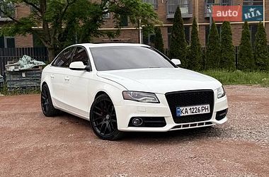 Седан Audi A4 2011 в Ирпене