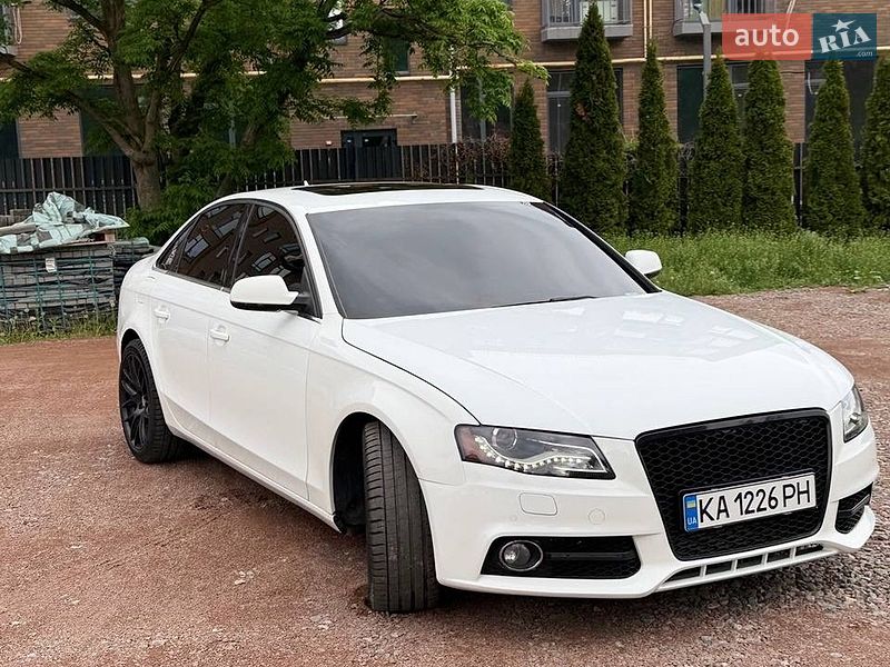 Седан Audi A4 2011 в Ирпене