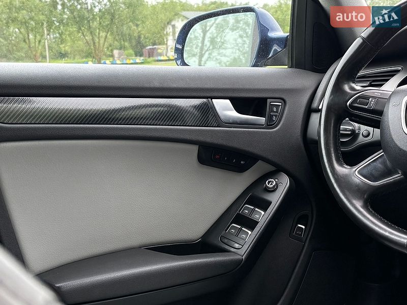 Седан Audi A4 2012 в Тернополе
