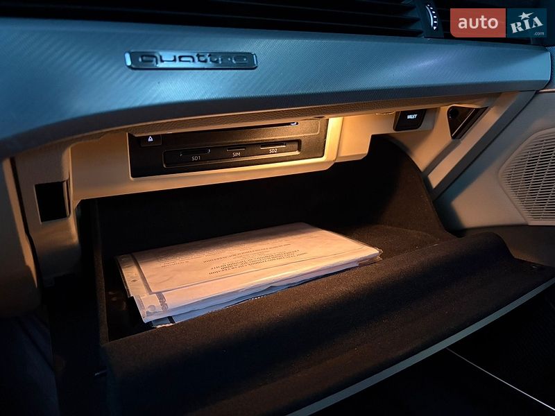 Седан Audi A4 2016 в Харькове