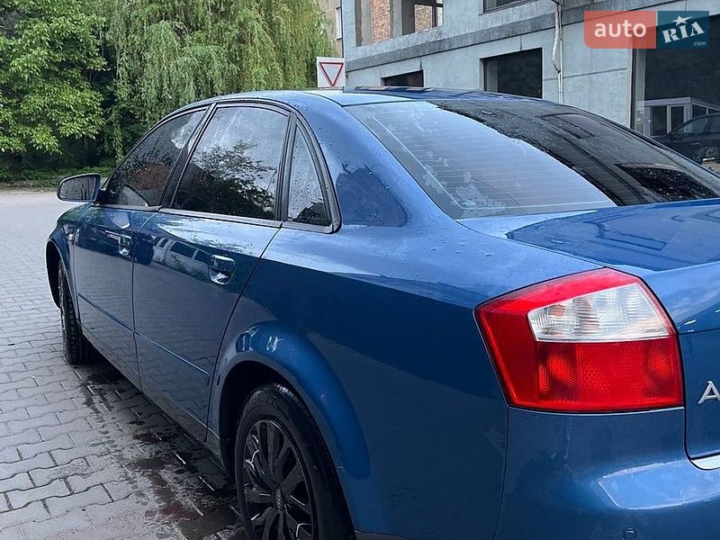 Седан Audi A4 2001 в Коломые