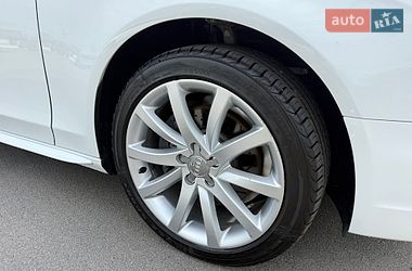 Седан Audi A4 2014 в Вінниці