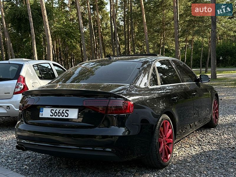 Седан Audi A4 2013 в Бродах
