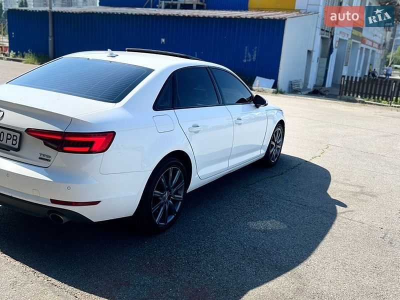 Седан Audi A4 2016 в Харкові
