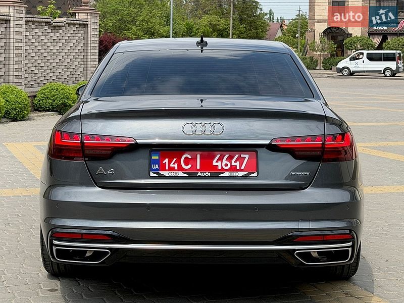 Седан Audi A4 2023 в Вінниці