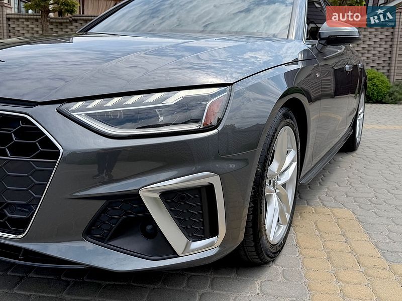 Седан Audi A4 2023 в Вінниці