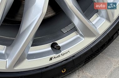 Седан Audi A4 2023 в Вінниці