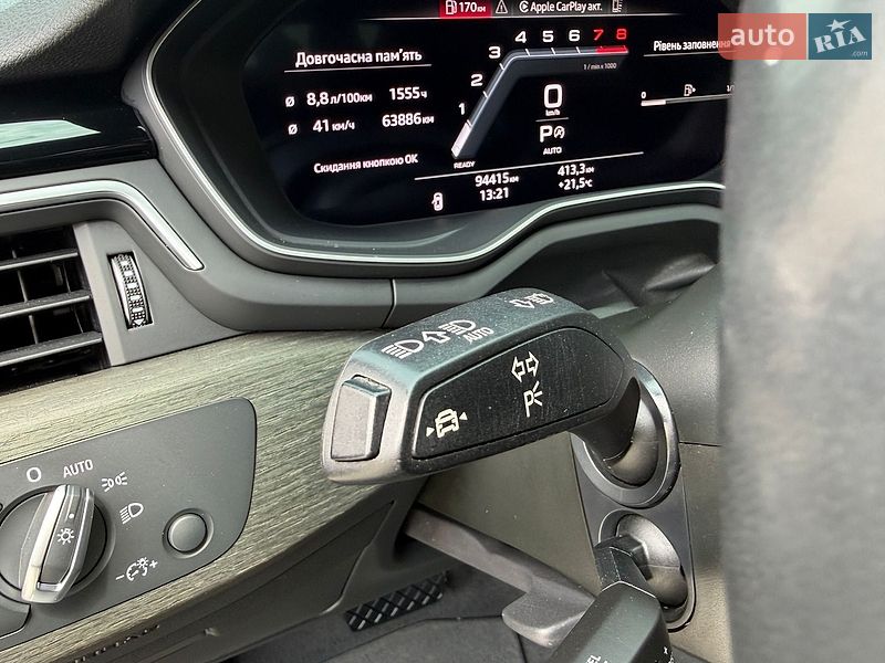 Седан Audi A4 2023 в Вінниці