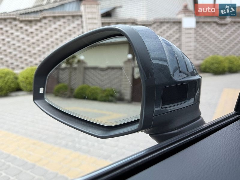Седан Audi A4 2023 в Вінниці