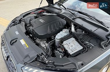 Седан Audi A4 2023 в Вінниці