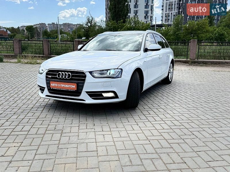Універсал Audi A4 2012 в Кропивницькому