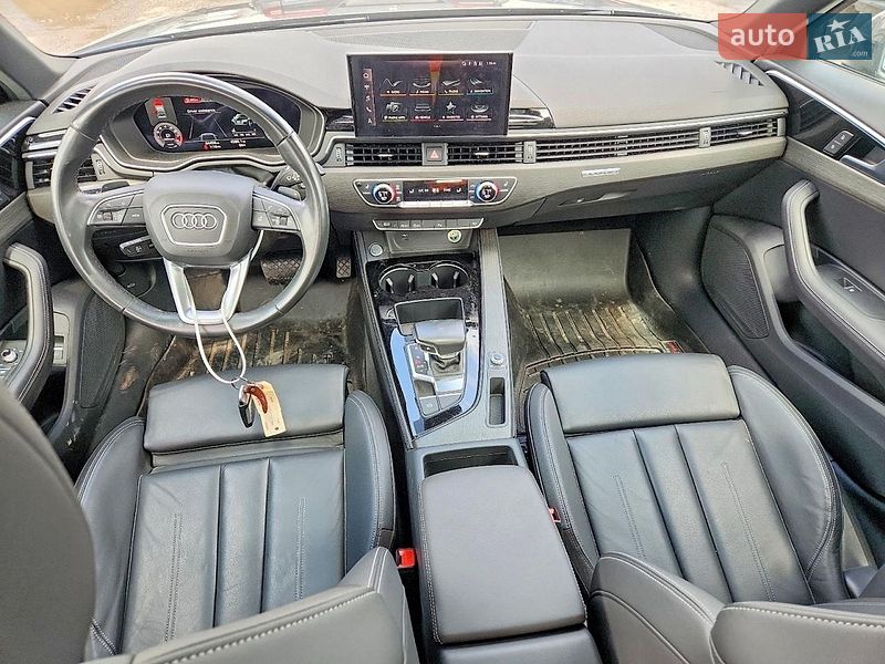Седан Audi A4 2021 в Львові