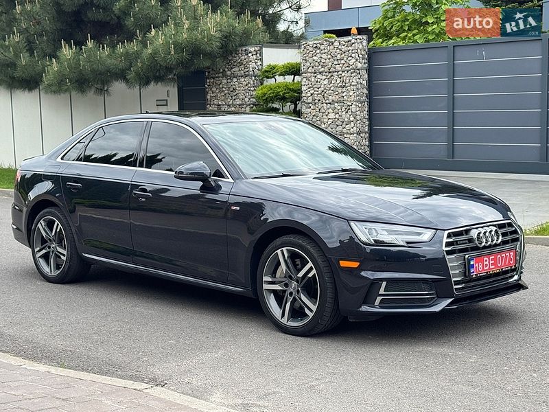 Седан Audi A4 2018 в Ровно