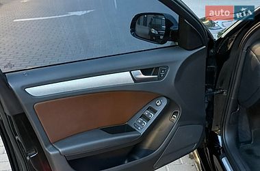 Седан Audi A4 2015 в Киеве