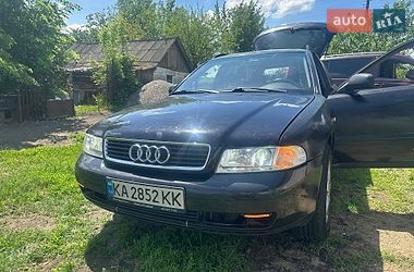 Универсал Audi A4 2000 в Киеве