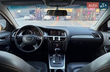 Седан Audi A4 2013 в Львові