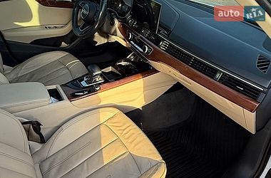 Седан Audi A4 2020 в Яготине
