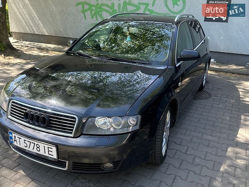 Универсал Audi A4 2004 в Брошневе