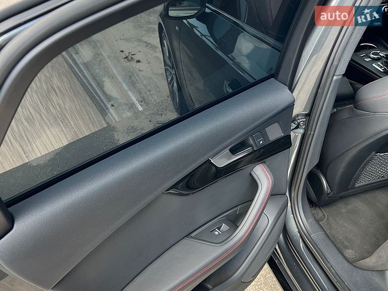 Седан Audi A4 2019 в Києві