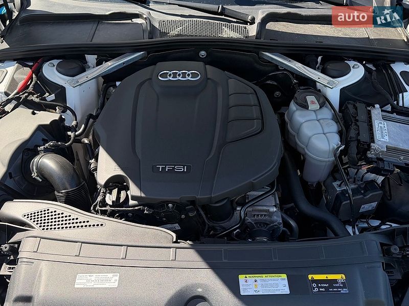 Седан Audi A4 2019 в Киеве