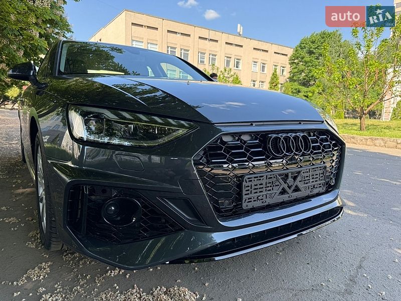 Седан Audi A4 2020 в Києві