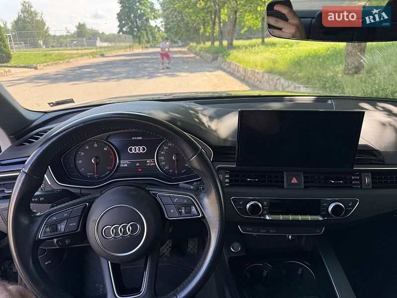 Седан Audi A4 2020 в Києві