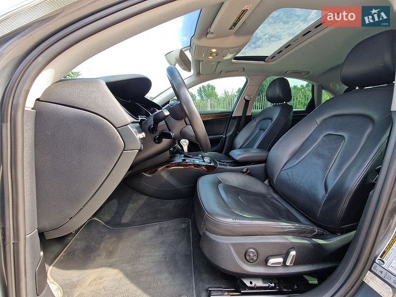 Седан Audi A4 2012 в Дніпрі