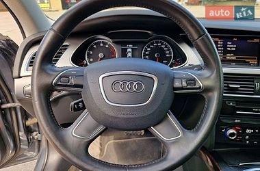 Седан Audi A4 2012 в Дніпрі